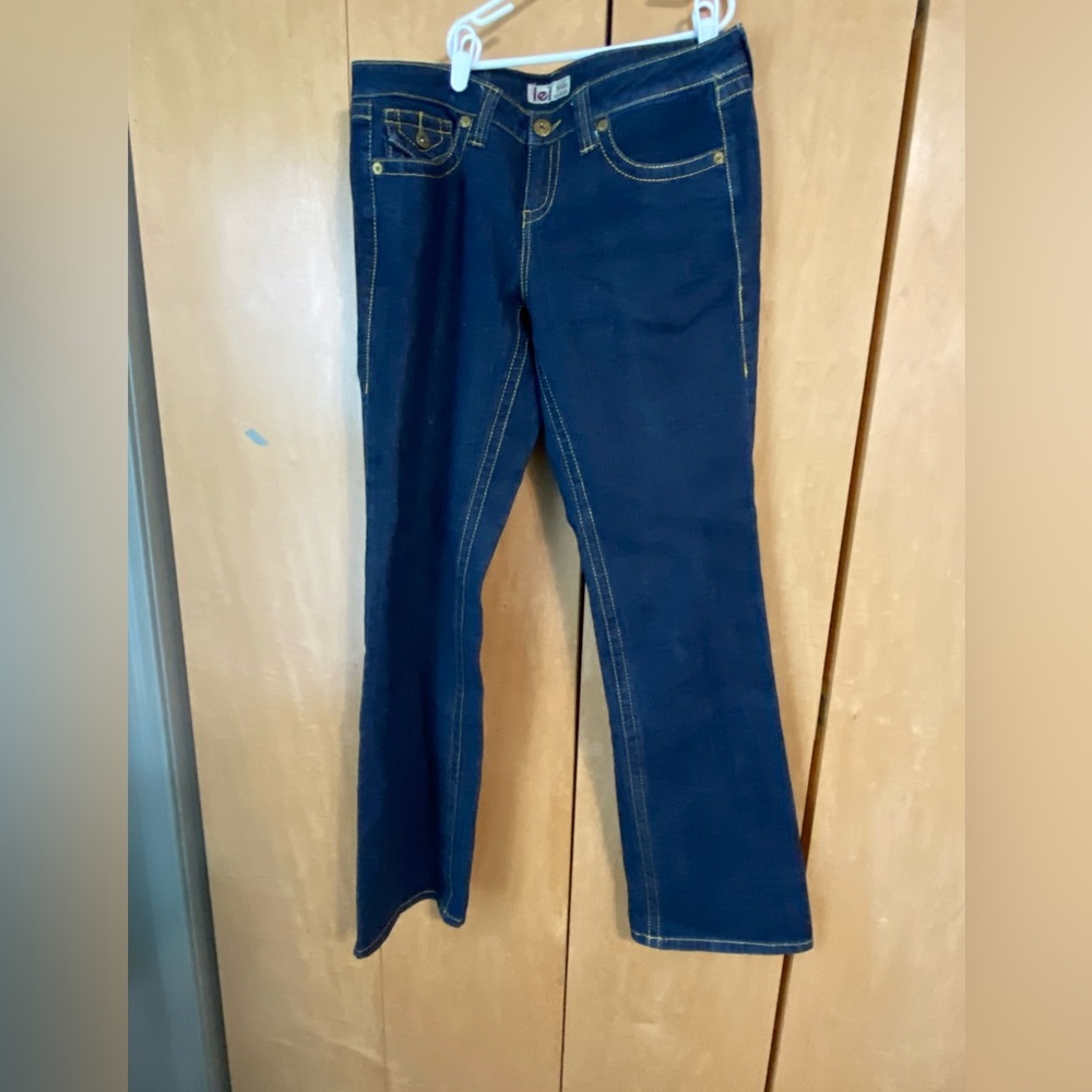 Ladies denim jeans
